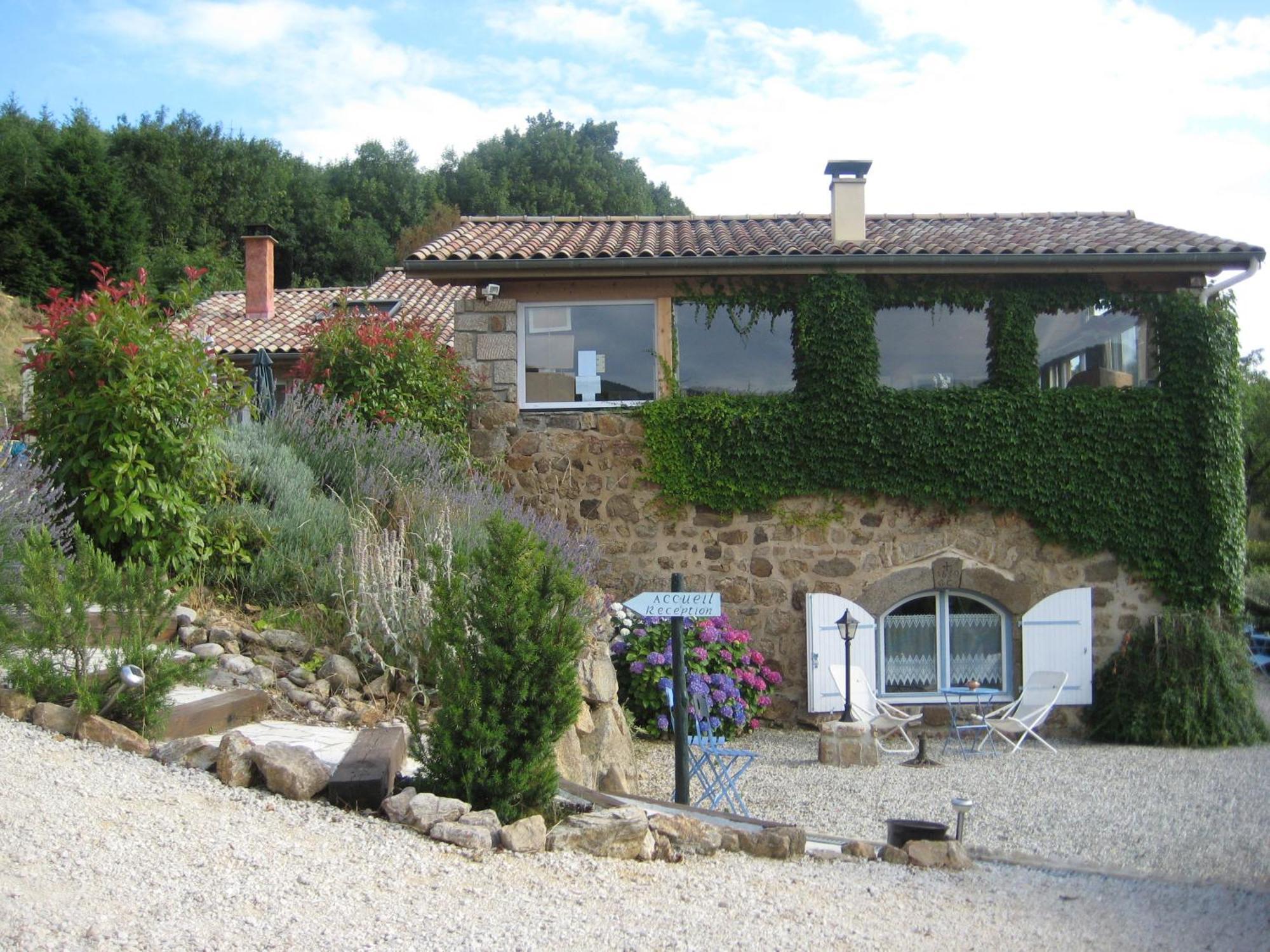 Chambres D'Hotes Le Crouzat Empurany Exterior foto
