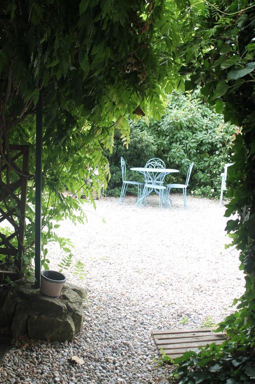 Chambres D'Hotes Le Crouzat Empurany Exterior foto